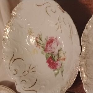 Porcelain bowls